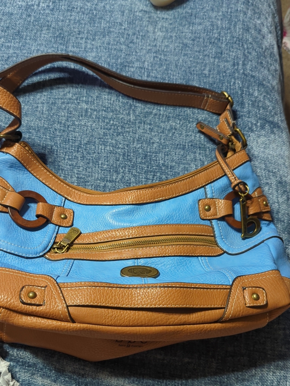 Blue & Tan Women's Vinyl b•o•c Shoulder Bag Nwot